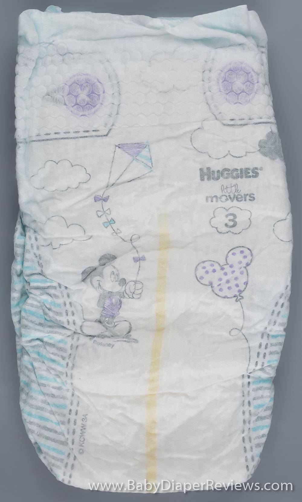 Front folded picture of diaper with design detail