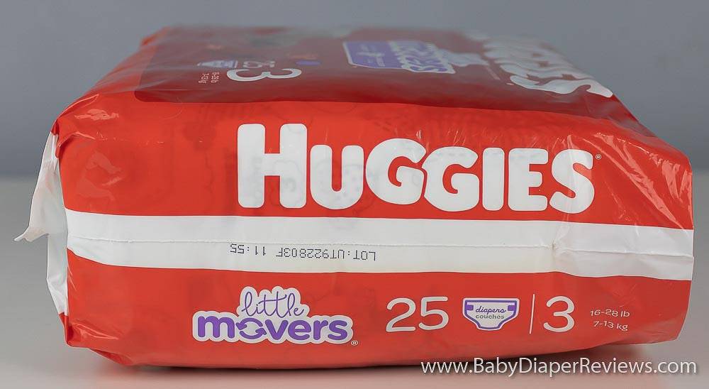 Side of Huggies Little movers bag with size information